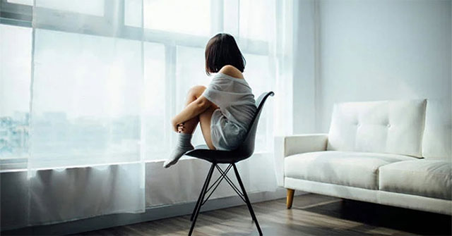 Chuyện Kỳ Lạ Về Cô Gái 18 Tuổi Mắc Bệnh Luyến Ái Não Ở Trung Quốc