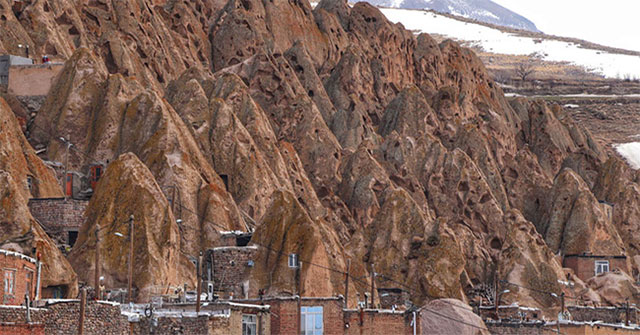 Kandovan: Ngôi Làng Huyền Bí Giữa Núi Non Iran